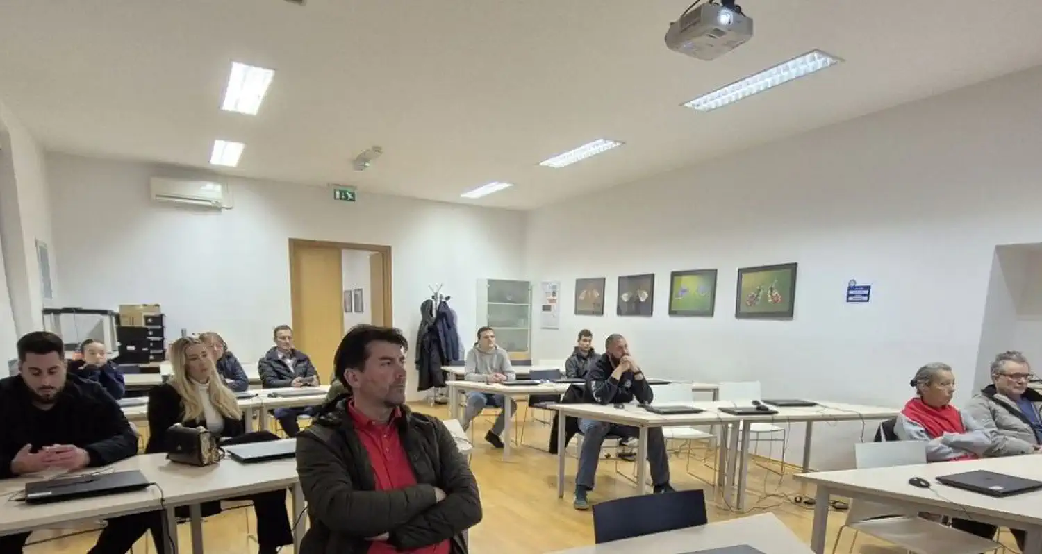 Predavanje umjetna inteligencija i nove tehnologije 1 Predavanje umjetna inteligencija i nove tehnologije 1