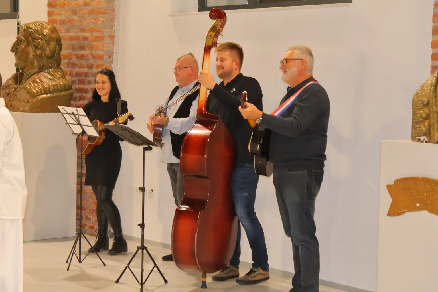 Predstavljen humanitarni kalendar ‘Čuvari malih zvijezda’ Udruge za sindrom Down MŽ (11) Predstavljen humanitarni kalendar ‘Čuvari malih zvijezda’ Udruge za sindrom Down MŽ (11)