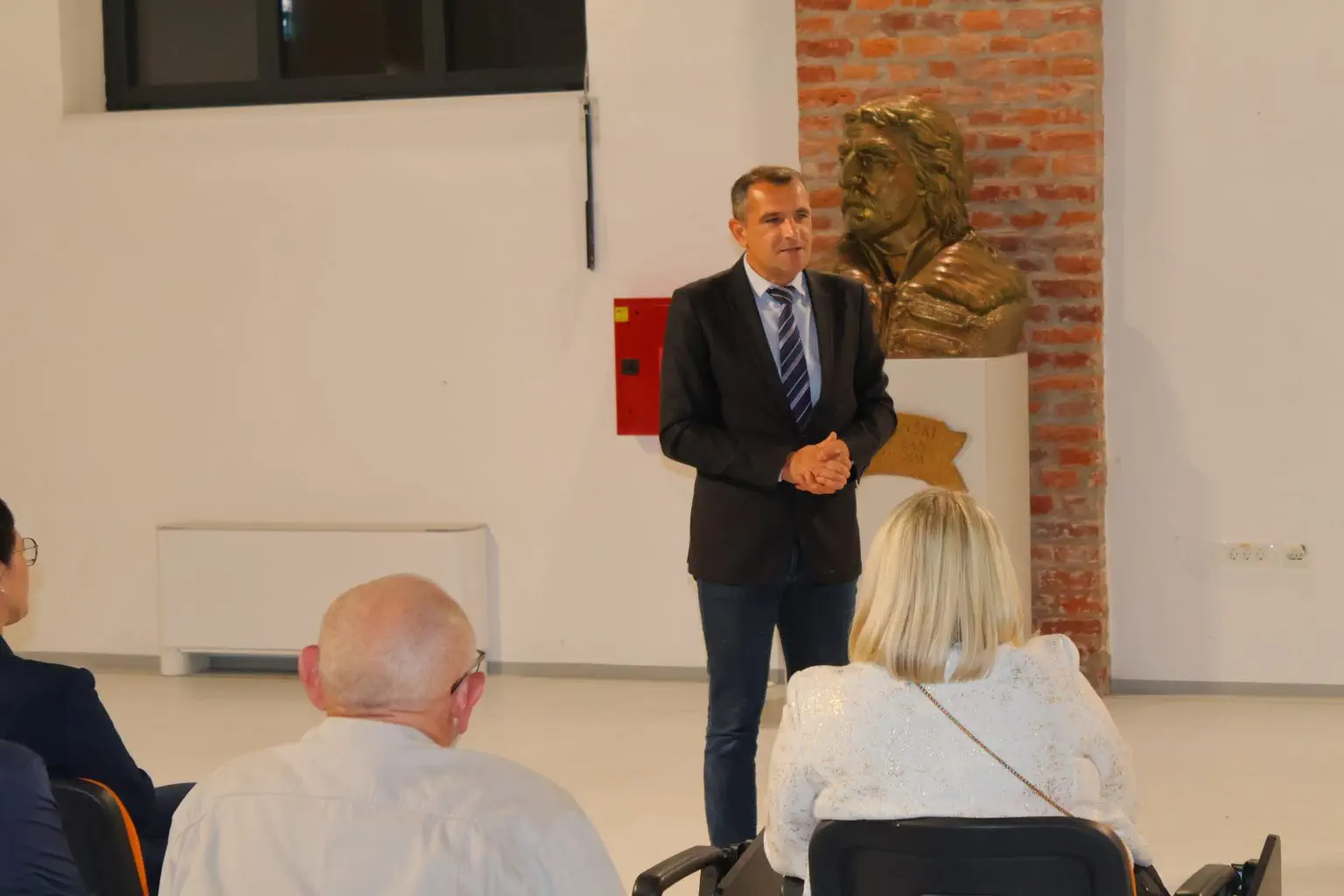 Predstavljen humanitarni kalendar ‘Čuvari malih zvijezda’ Udruge za sindrom Down MŽ (24) Predstavljen humanitarni kalendar ‘Čuvari malih zvijezda’ Udruge za sindrom Down MŽ (24)