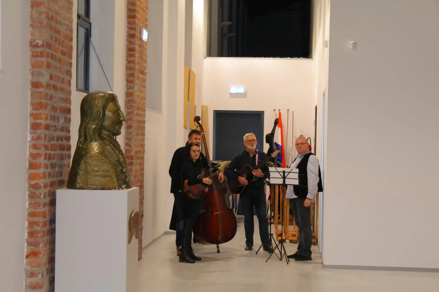 Predstavljen humanitarni kalendar ‘Čuvari malih zvijezda’ Udruge za sindrom Down MŽ (5) Predstavljen humanitarni kalendar ‘Čuvari malih zvijezda’ Udruge za sindrom Down MŽ (5)