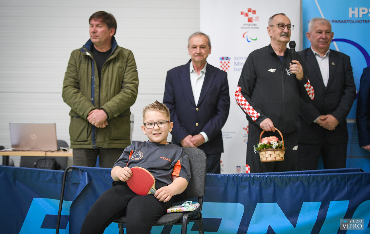 Prelog, Parastolnotenisači (4)