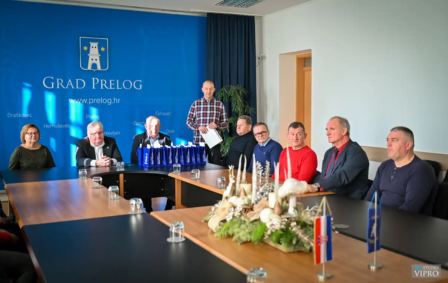 Prelog Prijem za dugogodišnje darivatelje krvi (12) Prelog Prijem za dugogodišnje darivatelje krvi (12)