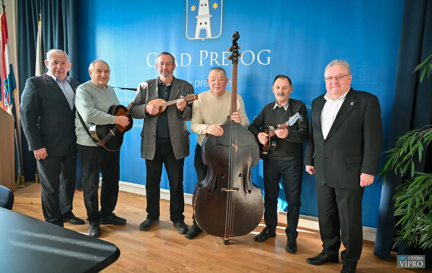 Prelog Prijem za dugogodišnje darivatelje krvi (15) Prelog Prijem za dugogodišnje darivatelje krvi (15)