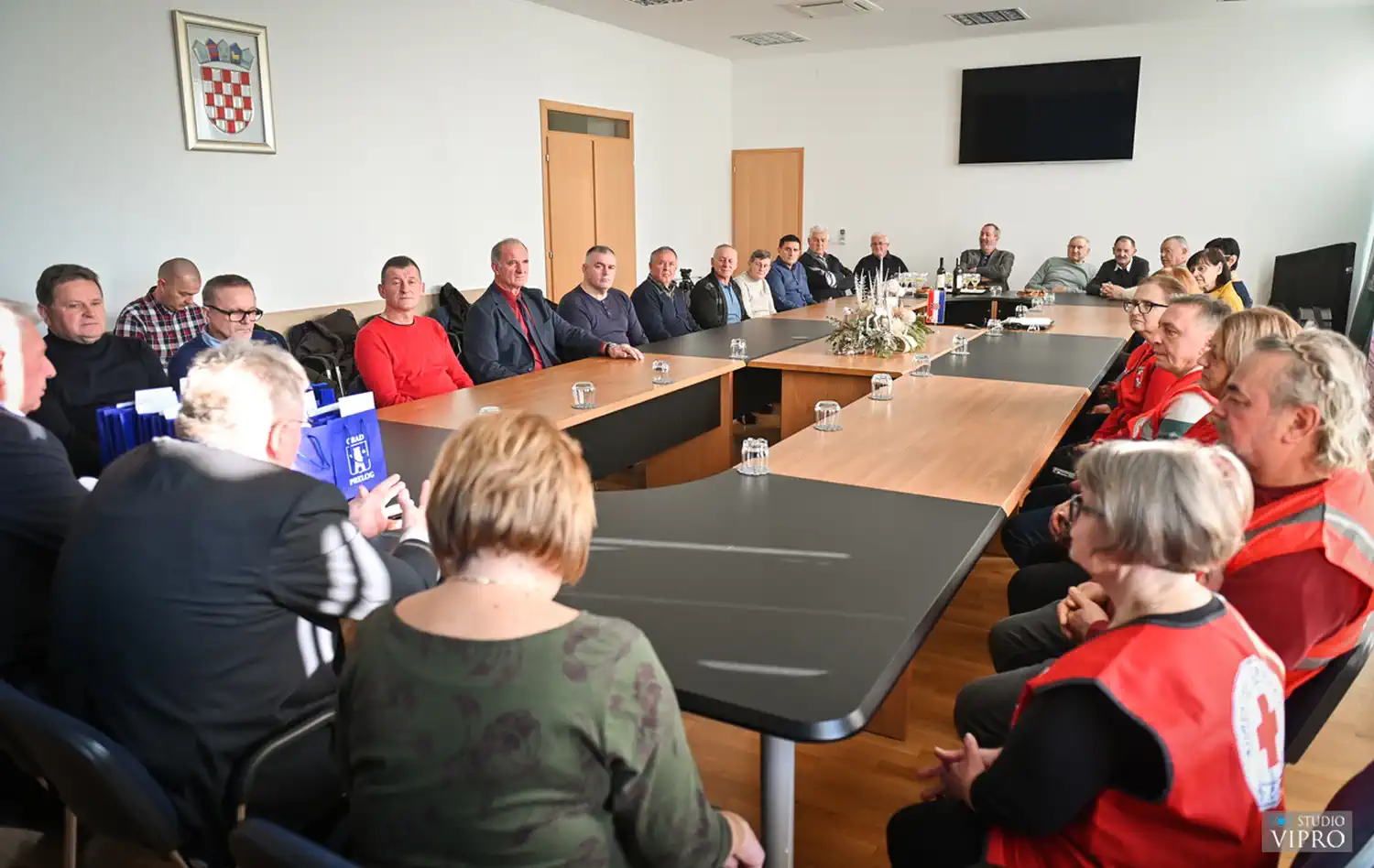 Prelog Prijem za dugogodišnje darivatelje krvi (6) Prelog Prijem za dugogodišnje darivatelje krvi (6)