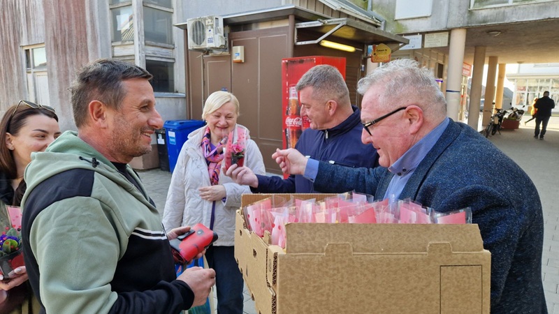 Prelog dan žena (3)