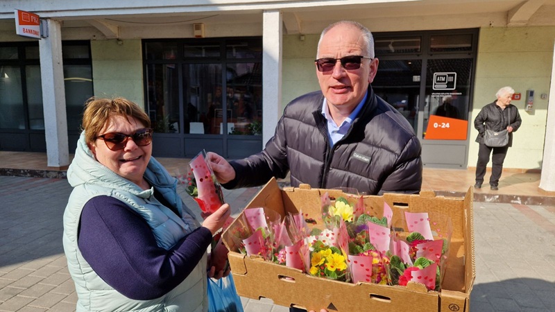 Prelog dan žena (7)