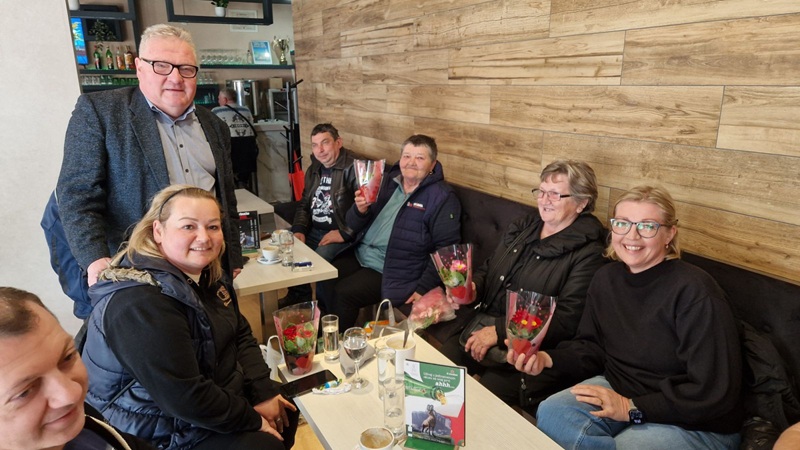 Prelog dan žena (8)