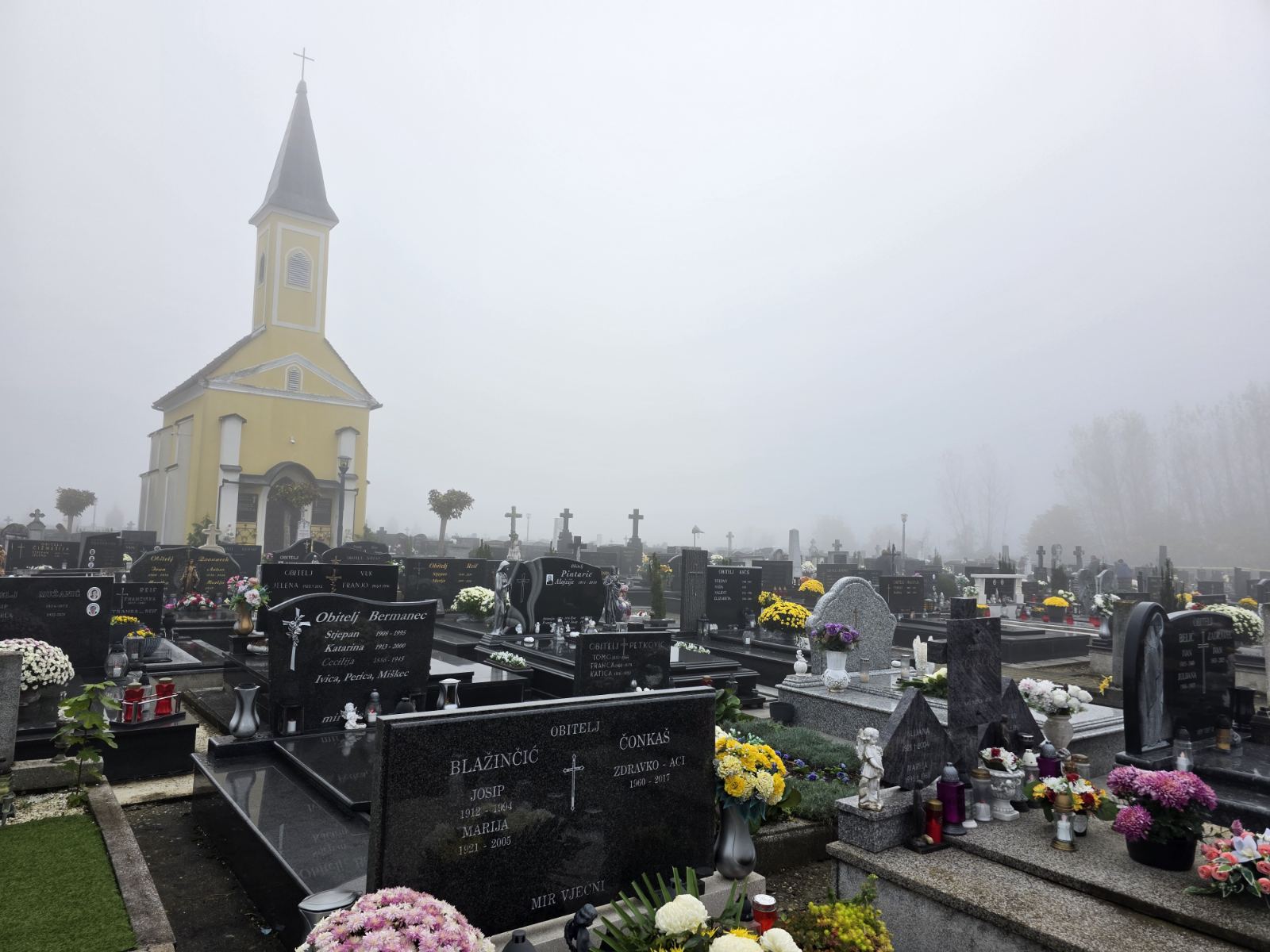 Prelog groblje magla 4 2025 Prelog groblje magla 4 2025