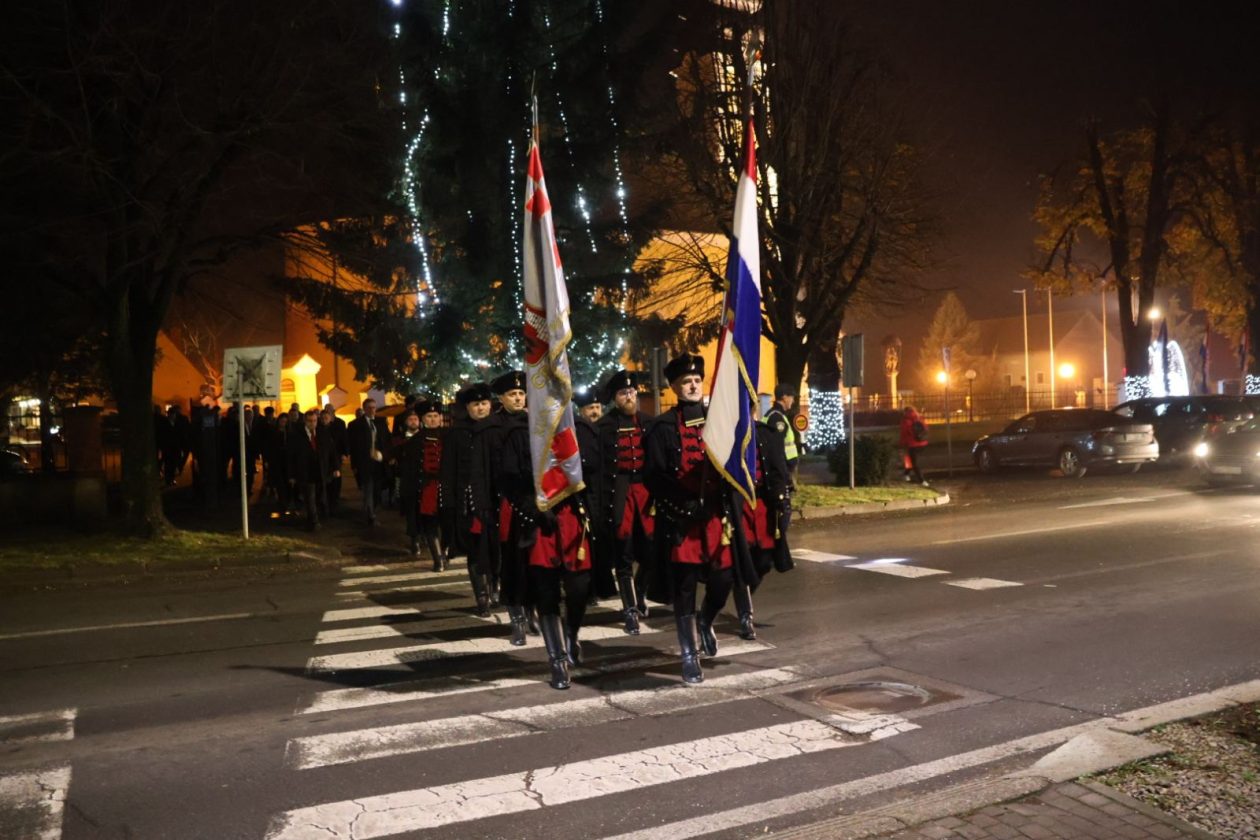 Prelog lampice blagdan osvjetljenje (2)