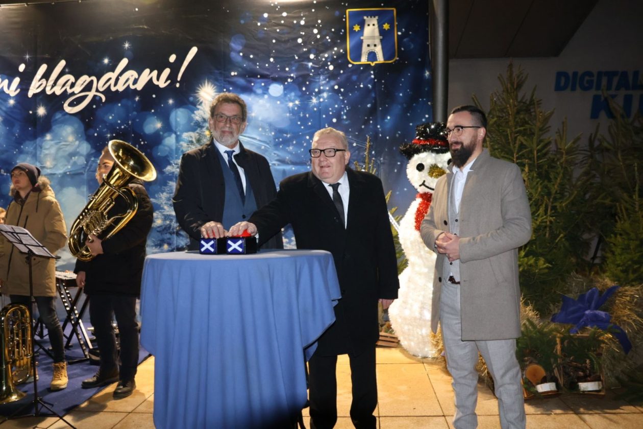 Prelog lampice blagdan osvjetljenje (32)