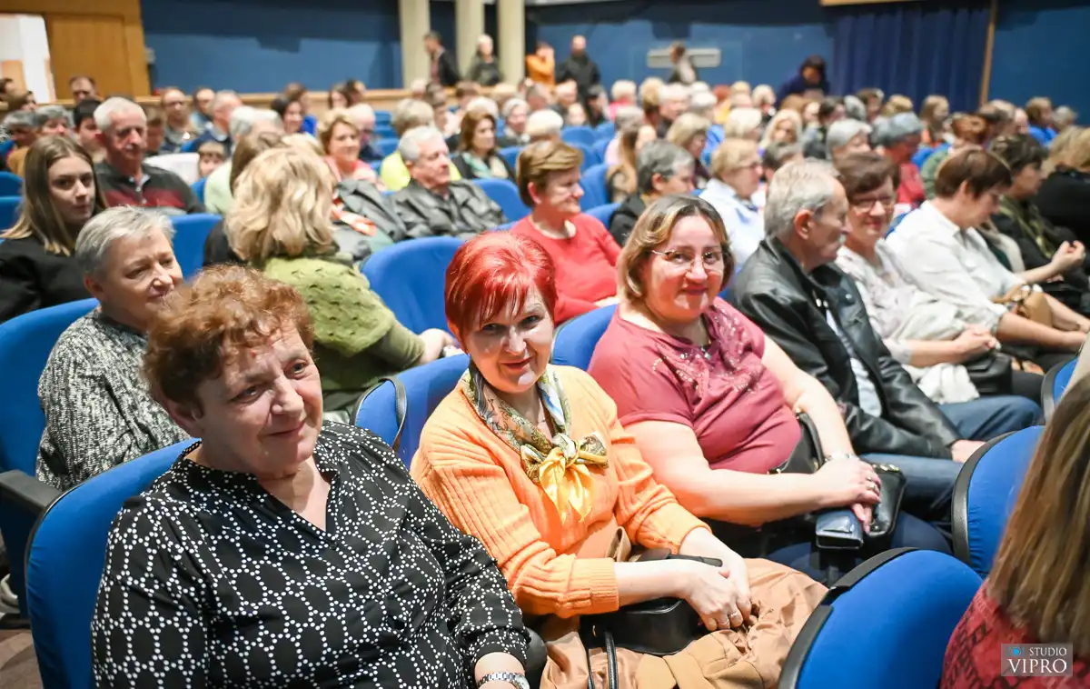 Prelog svojim ženama, koncert Dan žena (21) Prelog svojim ženama, koncert Dan žena (21)