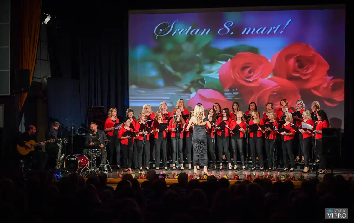 Prelog svojim ženama, koncert Dan žena (9) Prelog svojim ženama, koncert Dan žena (9)