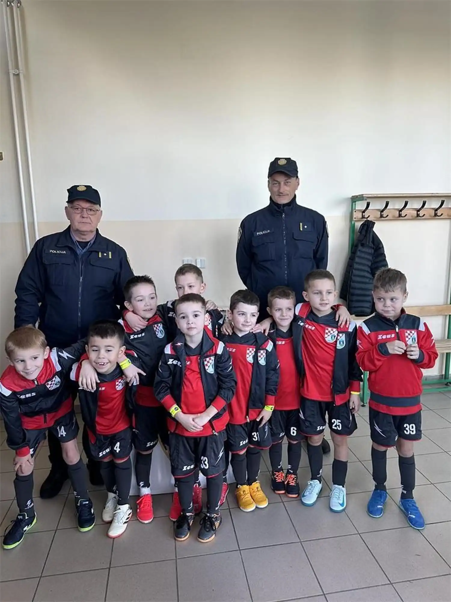 Preloška policija na festivalu nogometa Prelog 2025 (2) Preloška policija na festivalu nogometa Prelog 2025 (2)