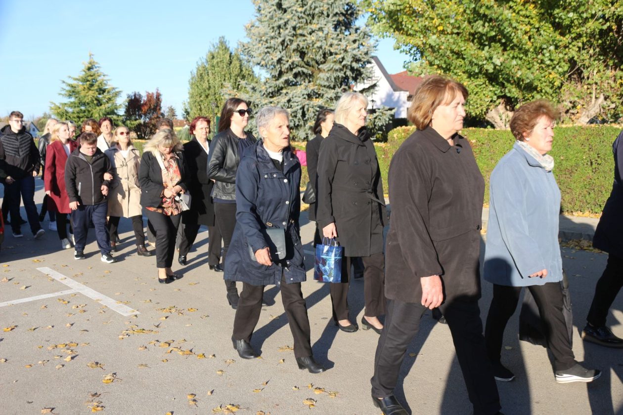 Procesija Svi Sveti Kotoriba groblje 14