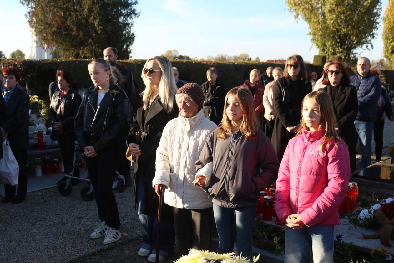 Procesija Svi Sveti Kotoriba groblje 20