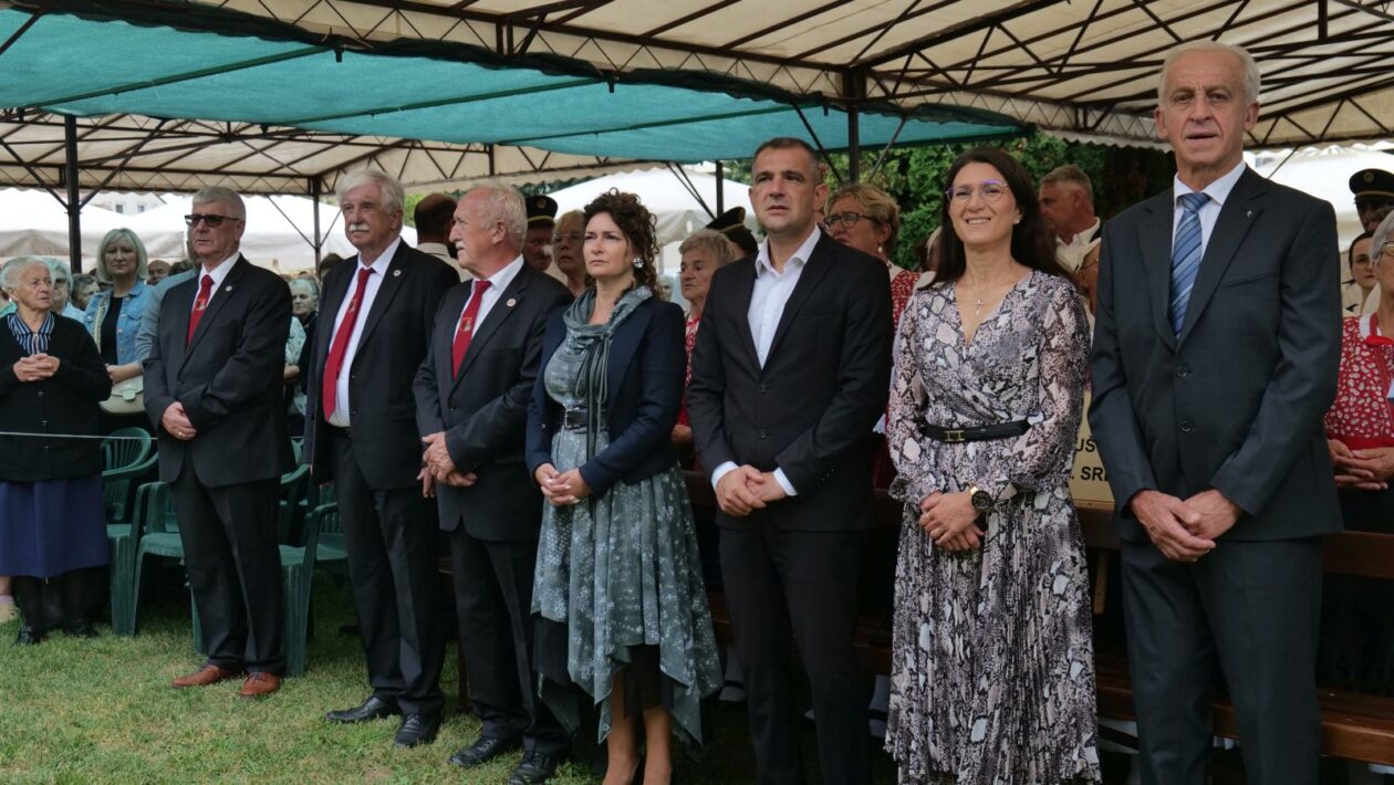 Procesija gospe od anđela 2025 porcijunkulovo (1) Procesija gospe od anđela 2025 porcijunkulovo (1)