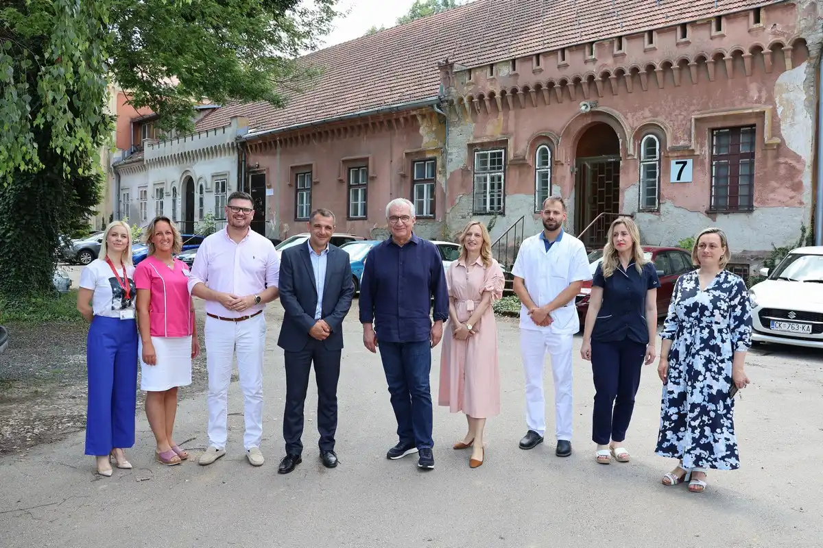 Profesor-Rajko-Ostojic-u-posjetu-zdravstvenim-ustanovama-Medimurja-17 Profesor-Rajko-Ostojic-u-posjetu-zdravstvenim-ustanovama-Medimurja-17