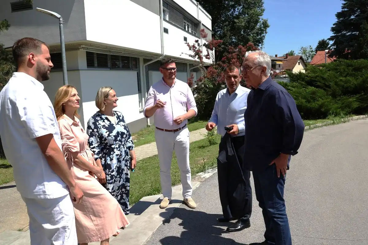 Profesor-Rajko-Ostojic-u-posjetu-zdravstvenim-ustanovama-Medimurja-2 Profesor-Rajko-Ostojic-u-posjetu-zdravstvenim-ustanovama-Medimurja-2