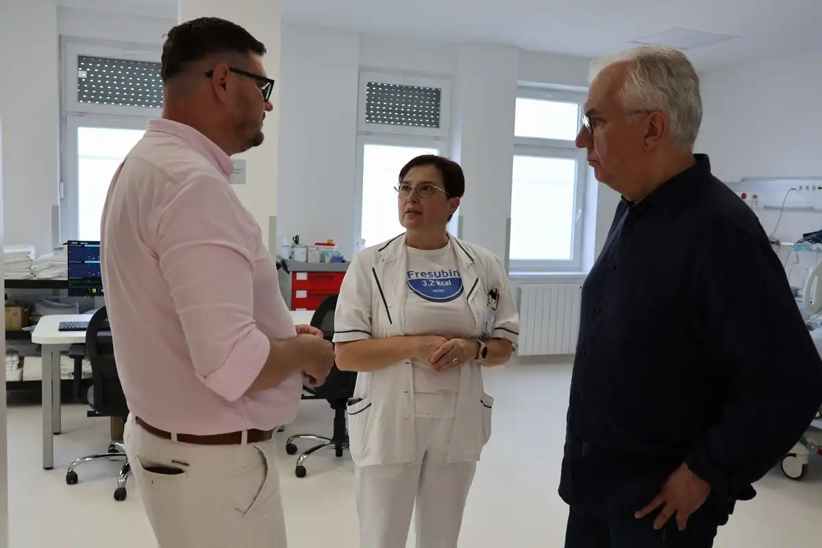 Profesor-Rajko-Ostojic-u-posjetu-zdravstvenim-ustanovama-Medimurja-20 Profesor-Rajko-Ostojic-u-posjetu-zdravstvenim-ustanovama-Medimurja-20