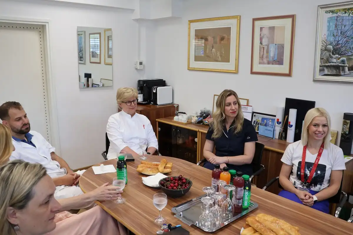 Profesor-Rajko-Ostojic-u-posjetu-zdravstvenim-ustanovama-Medimurja-6 Profesor-Rajko-Ostojic-u-posjetu-zdravstvenim-ustanovama-Medimurja-6