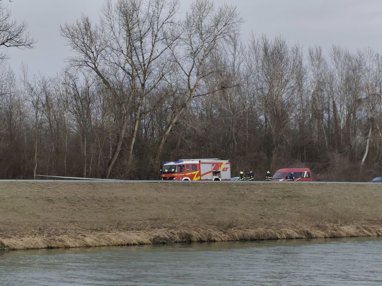 Prometna nereća otok 2026 kamion (13)