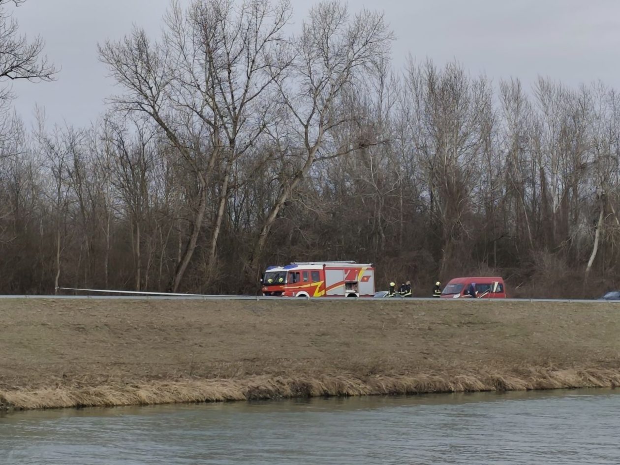 Prometna nereća otok 2026 kamion (14)