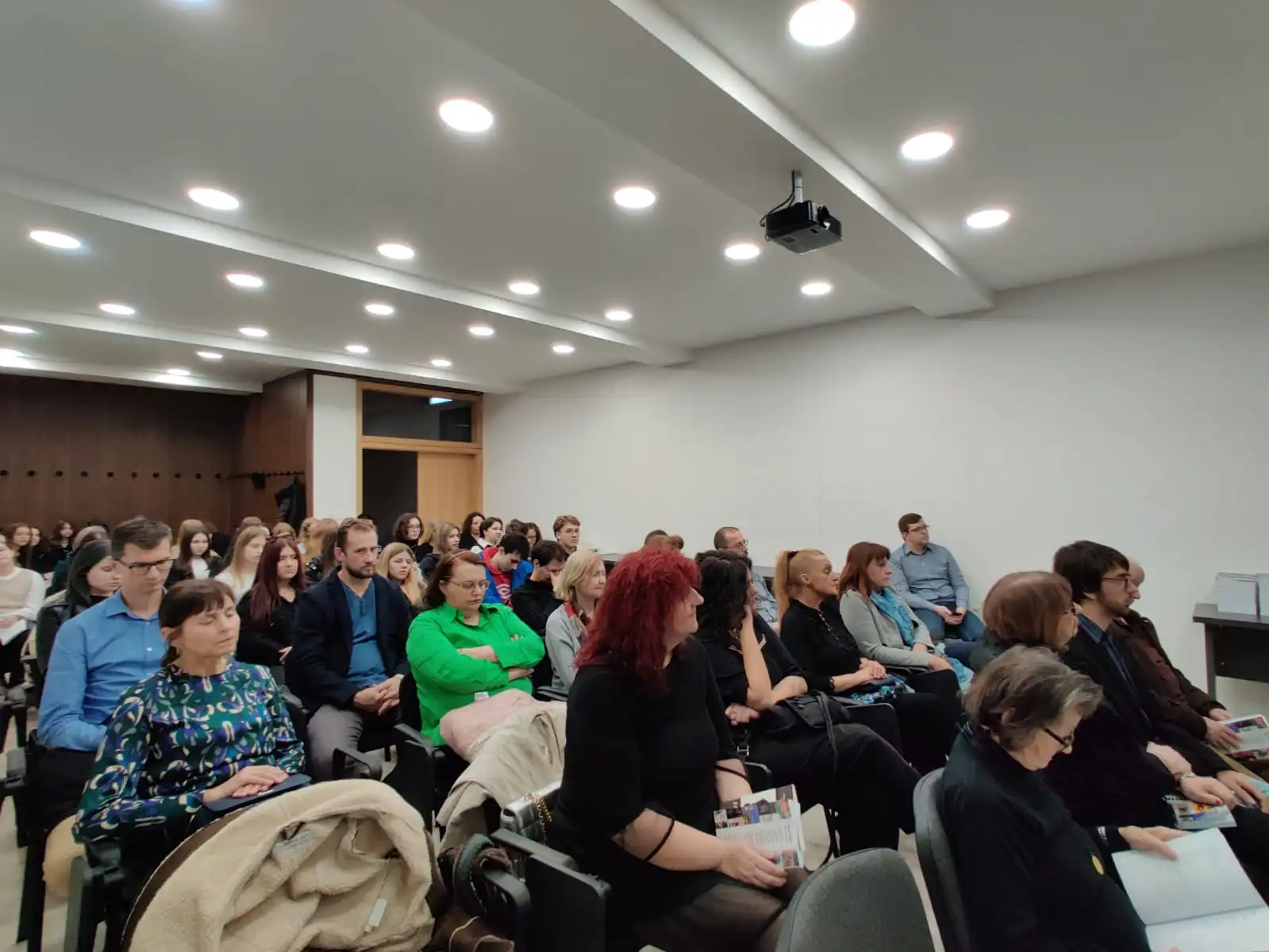 Promocija časopisa Hrvatski sjever i Riječ više u Čakovcu (19) Promocija časopisa Hrvatski sjever i Riječ više u Čakovcu (19)