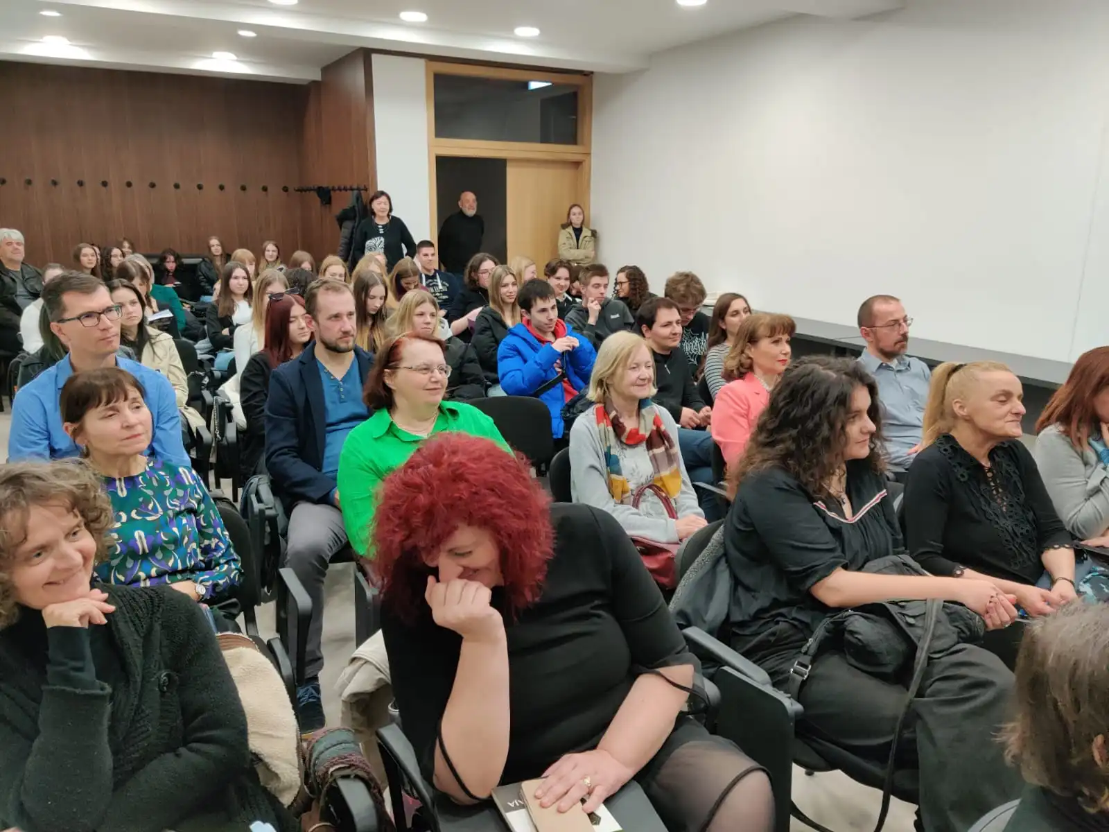 Promocija časopisa Hrvatski sjever i Riječ više u Čakovcu (8) Promocija časopisa Hrvatski sjever i Riječ više u Čakovcu (8)