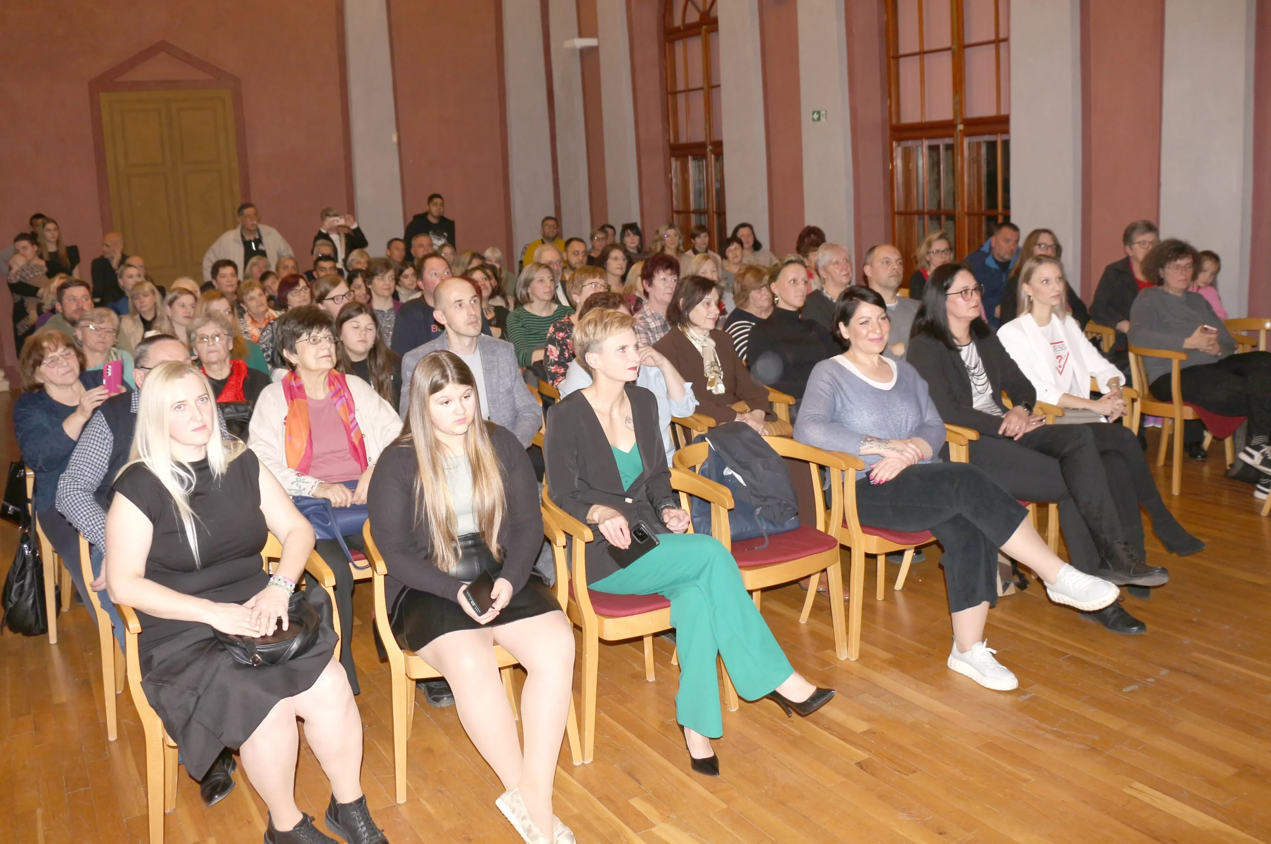 Promocija knjie Marije Novak (7) Promocija knjie Marije Novak (7)