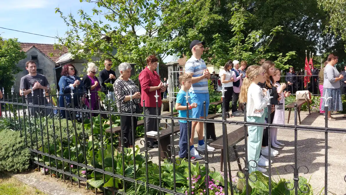 Prošćenje u Preseki (16) Prošćenje u Preseki (16)