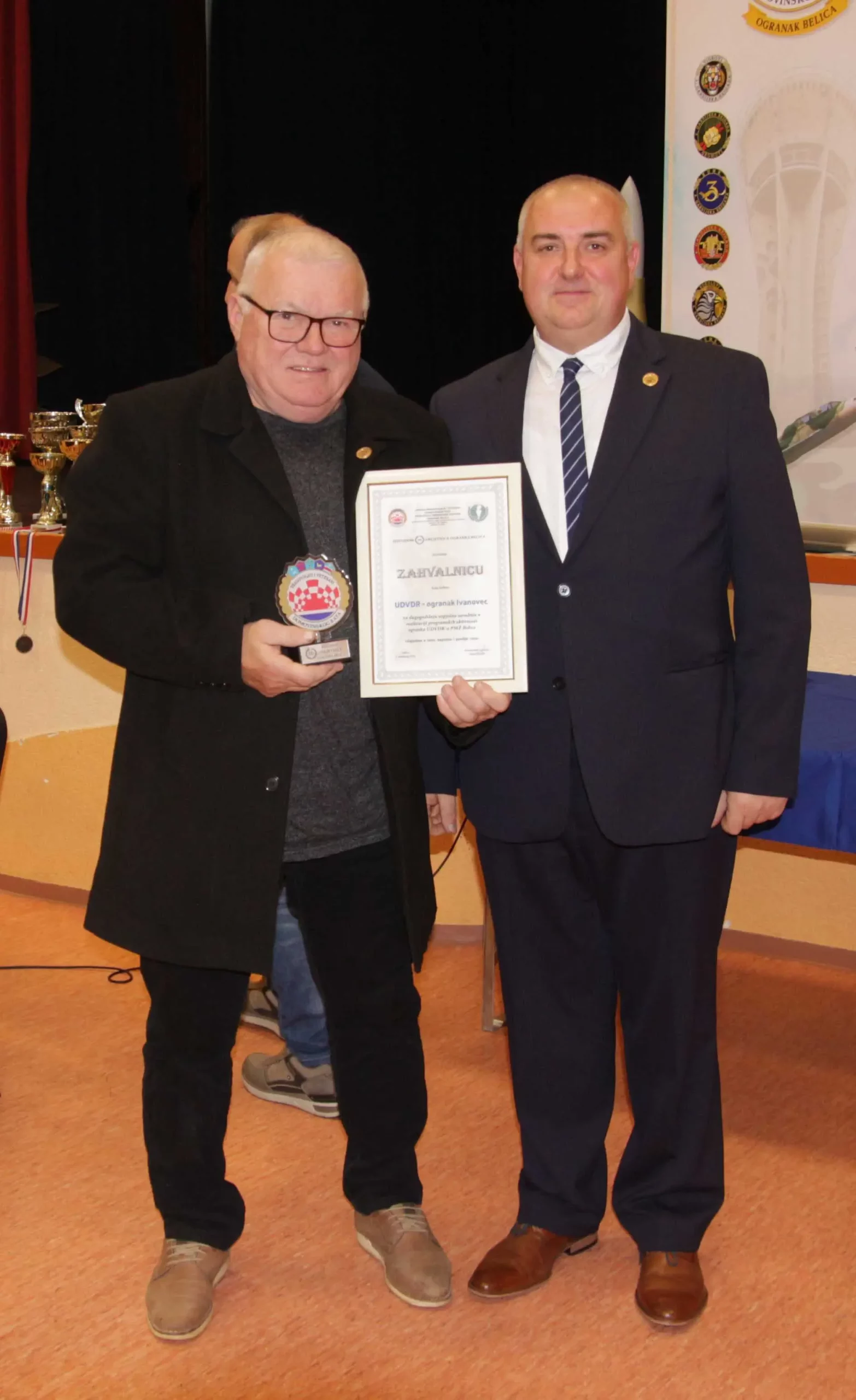 Proslava 30. godišnjice UDVDR-a ogranka Belica Zlatne i srebrne plakete za izniman doprinos (15) Proslava 30. godišnjice UDVDR-a ogranka Belica Zlatne i srebrne plakete za izniman doprinos (15)