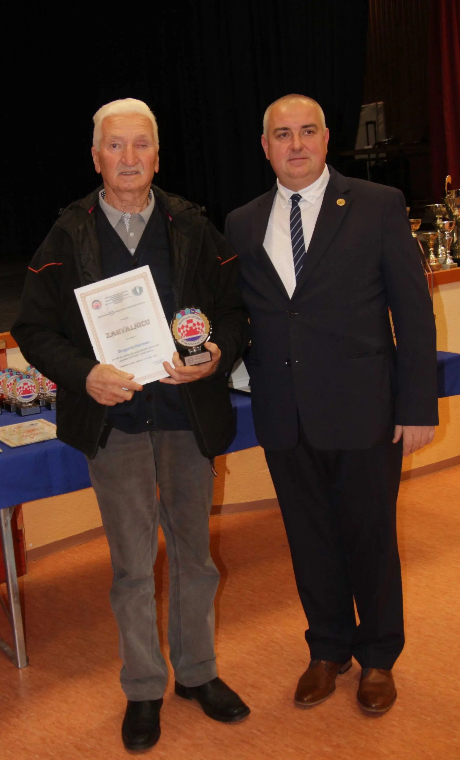 Proslava 30. godišnjice UDVDR-a ogranka Belica Zlatne i srebrne plakete za izniman doprinos (30) Proslava 30. godišnjice UDVDR-a ogranka Belica Zlatne i srebrne plakete za izniman doprinos (30)
