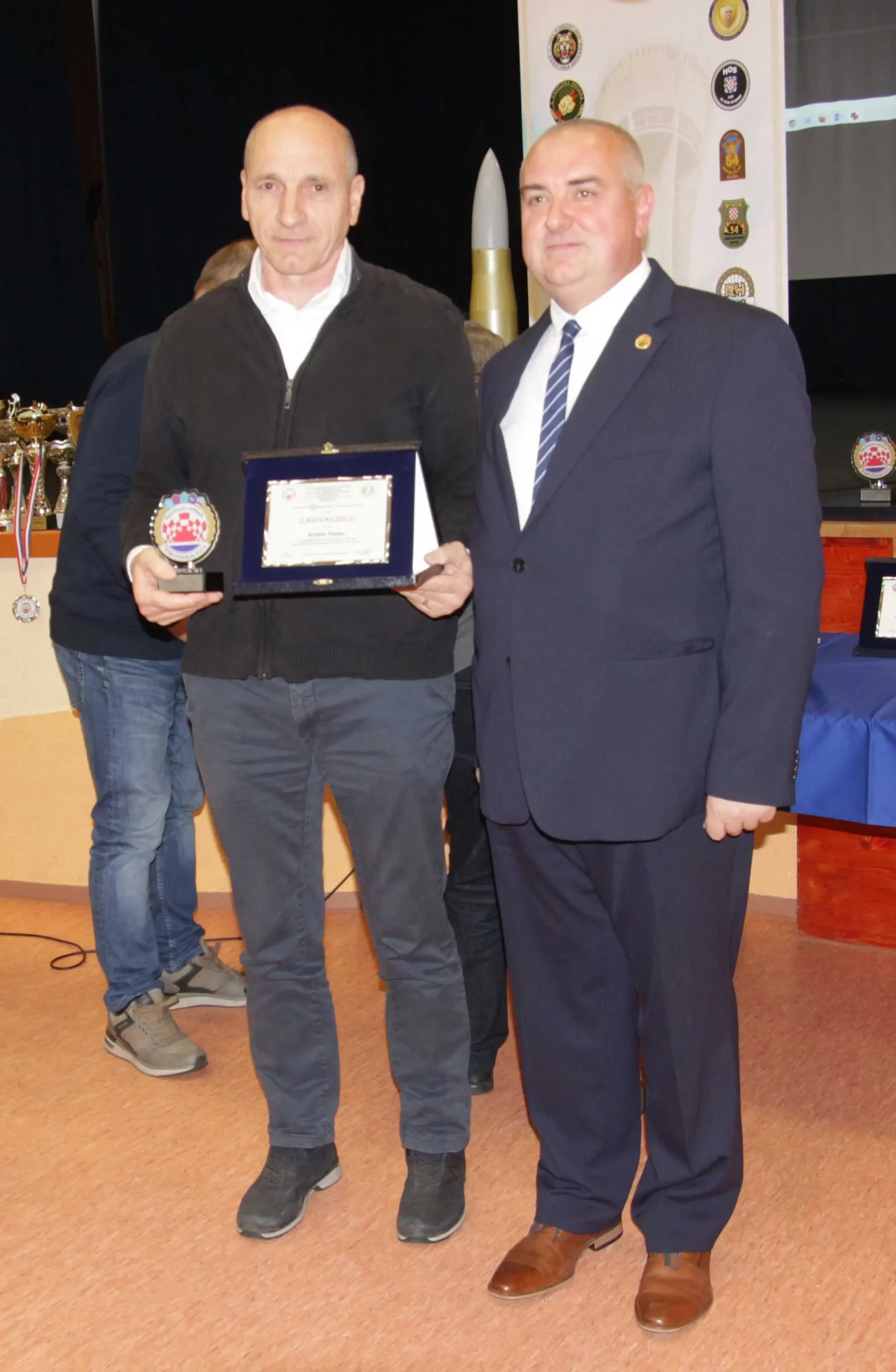 Proslava 30. godišnjice UDVDR-a ogranka Belica Zlatne i srebrne plakete za izniman doprinos (9) Proslava 30. godišnjice UDVDR-a ogranka Belica Zlatne i srebrne plakete za izniman doprinos (9)