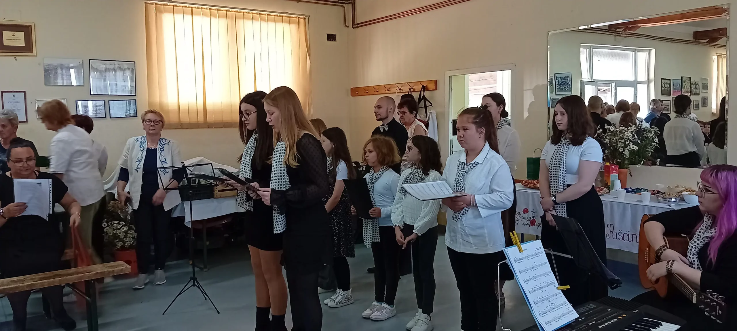 Proslava Majčinog dana u Pušćinama 2024 (3)