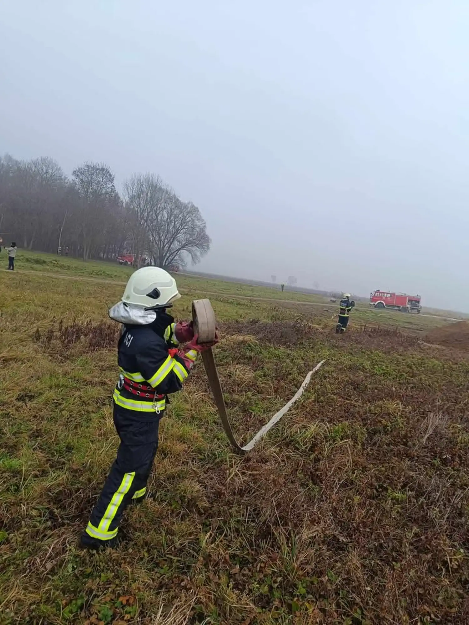Provedena vatrogasna vježba u Novakovcu Požar na objektu NK Graničar simulirao hitnu reakciju (1)