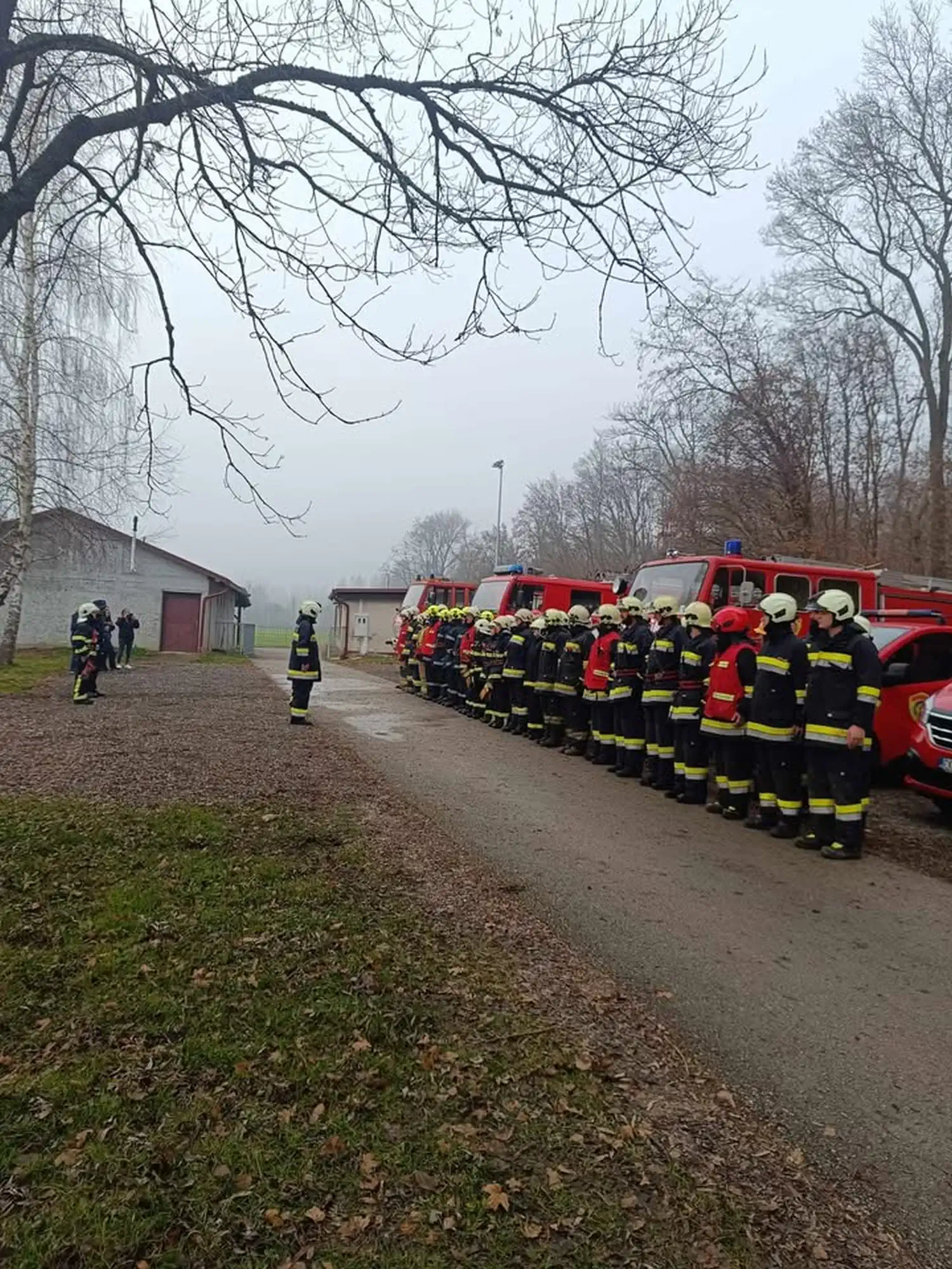 Provedena vatrogasna vježba u Novakovcu Požar na objektu NK Graničar simulirao hitnu reakciju (10)