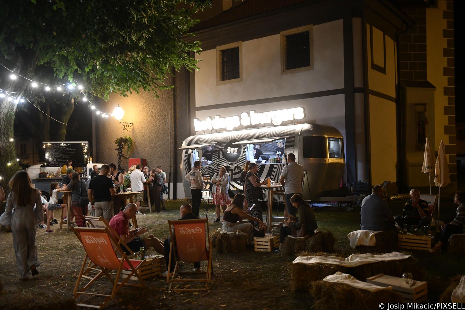 Varaždinske ulice oživjele s prvim danom Špancirfesta Varaždinske ulice oživjele s prvim danom Špancirfesta