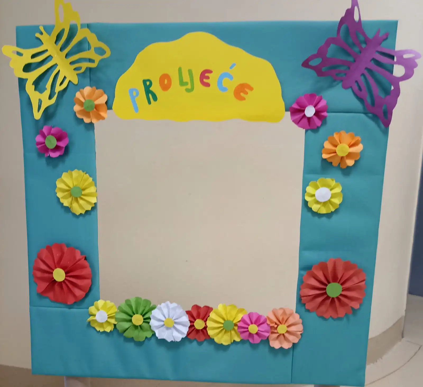 Prvi dan proljeća u DV Zvončić Nedelišće (5) Prvi dan proljeća u DV Zvončić Nedelišće (5)