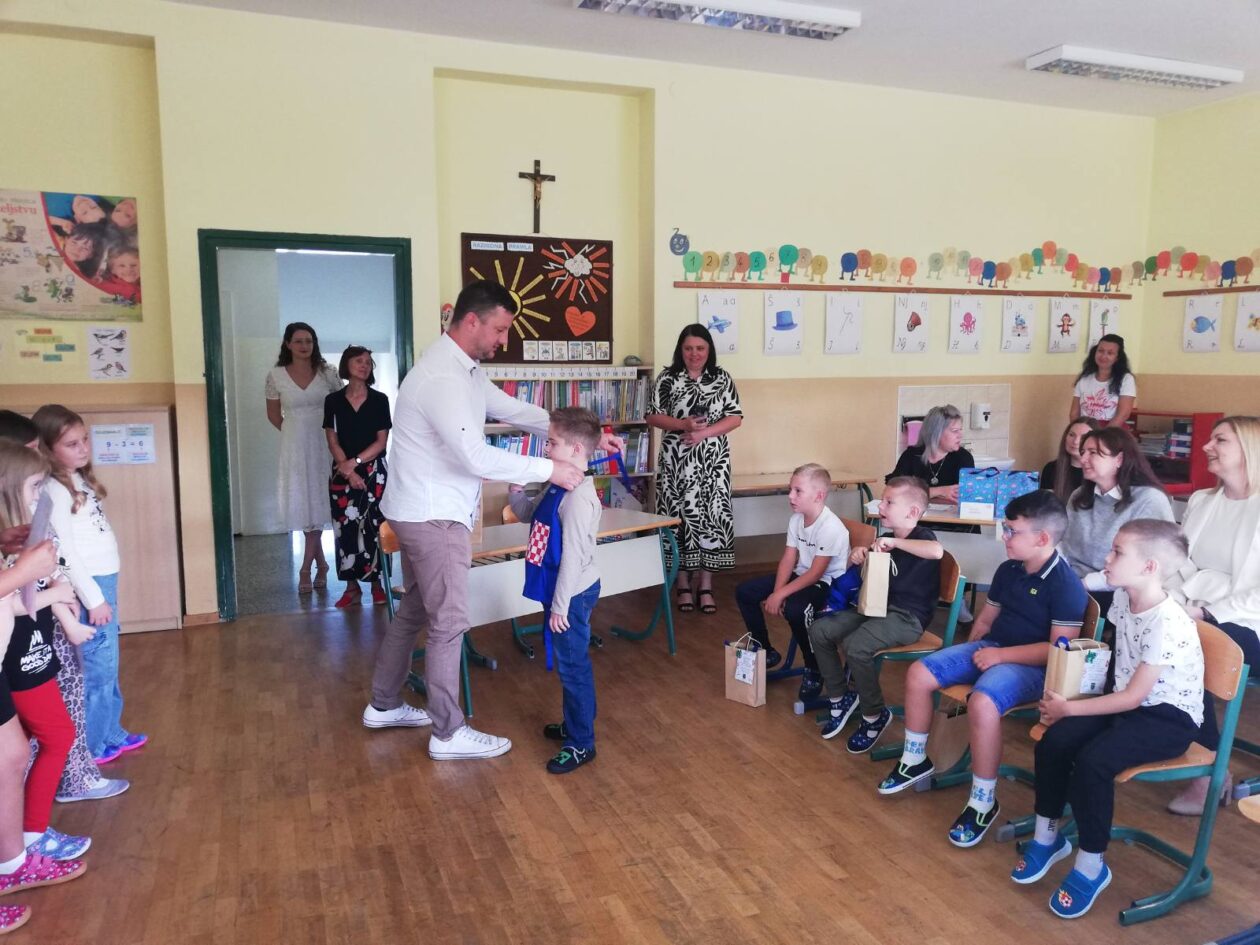 Prvi dan škole  Gardinovec (2)