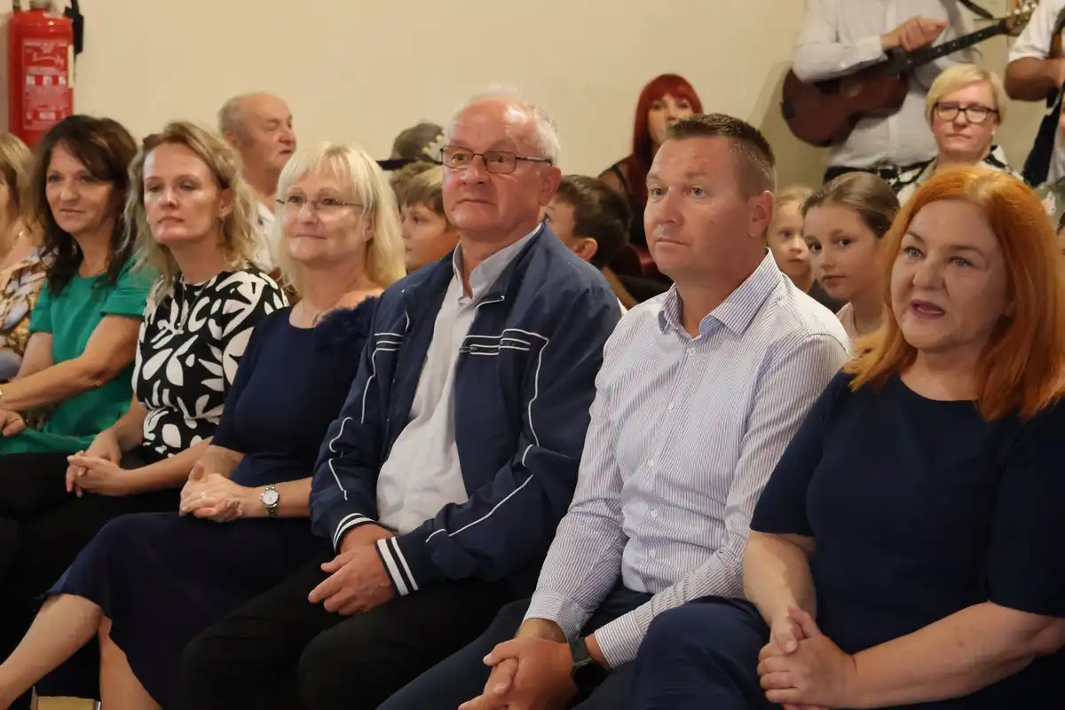 Prvi dan škole u Zasadbregu i Svetoj Mariji (1) Prvi dan škole u Zasadbregu i Svetoj Mariji (1)