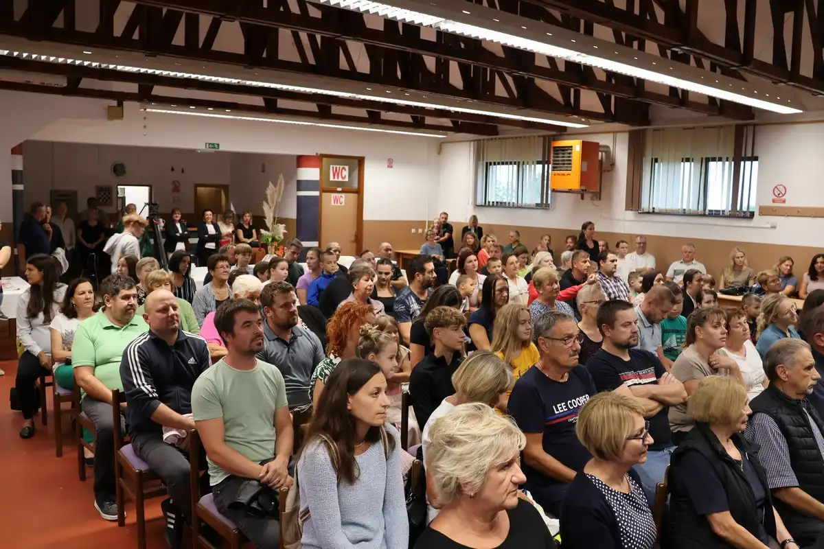 Prvi dan škole u Zasadbregu i Svetoj Mariji (10) Prvi dan škole u Zasadbregu i Svetoj Mariji (10)