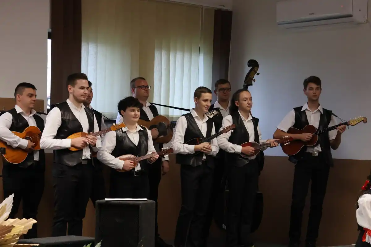 Prvi dan škole u Zasadbregu i Svetoj Mariji (13) Prvi dan škole u Zasadbregu i Svetoj Mariji (13)