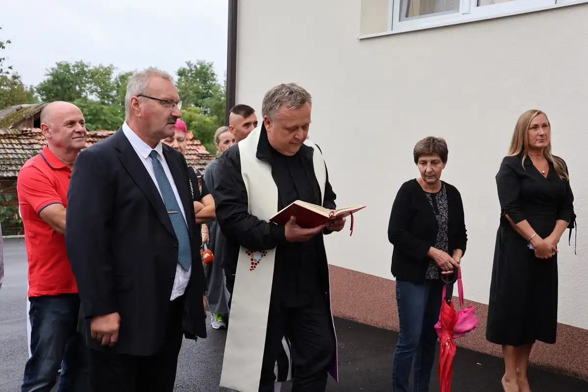 Prvi dan škole u Zasadbregu i Svetoj Mariji (22) Prvi dan škole u Zasadbregu i Svetoj Mariji (22)