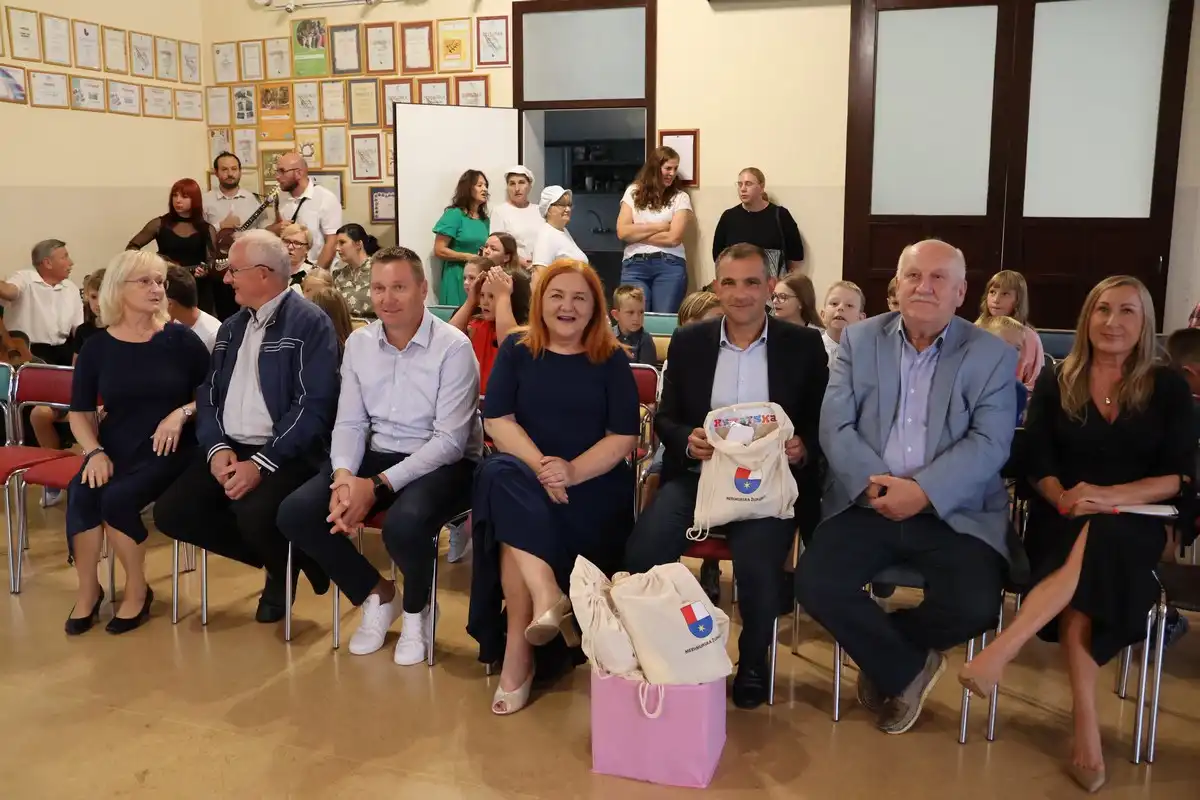 Prvi dan škole u Zasadbregu i Svetoj Mariji (25) Prvi dan škole u Zasadbregu i Svetoj Mariji (25)