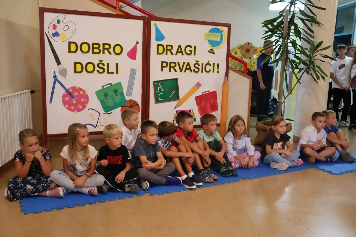 Prvi dan škole u Zasadbregu i Svetoj Mariji (26) Prvi dan škole u Zasadbregu i Svetoj Mariji (26)