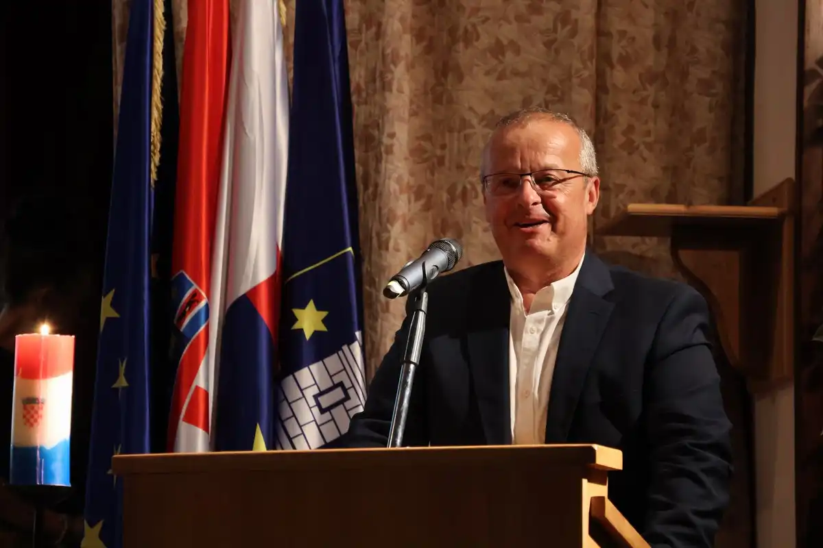 Prvi-hrvatski-redarstvenik-24