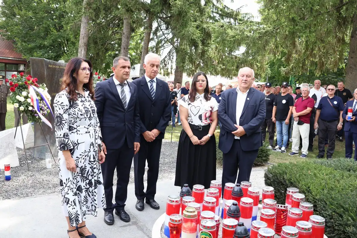 Prvi-hrvatski-redarstvenik-6