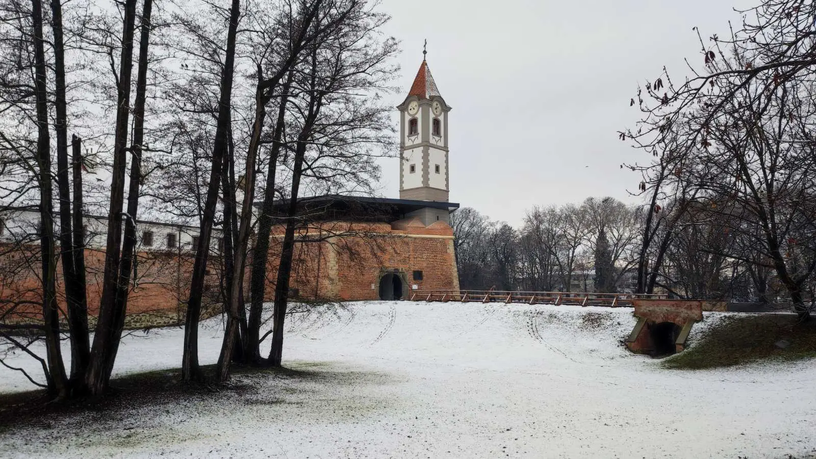 Prvi snijeg 2025., Perivoj Zrinskih, Čakovec (6)