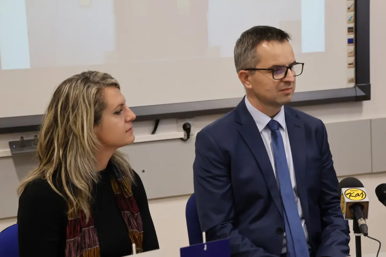 Pučko otvoreno učilište, Čakovec, konferencija, energetska obnova (13) Pučko otvoreno učilište, Čakovec, konferencija, energetska obnova (13)