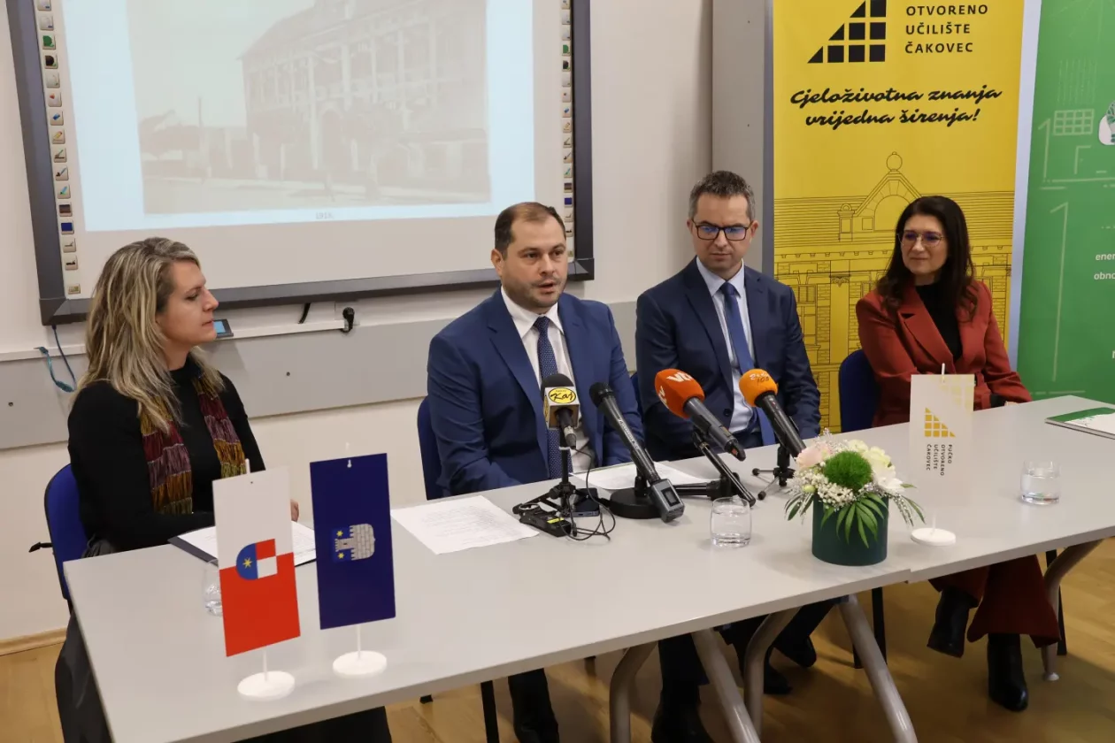 Pučko otvoreno učilište, Čakovec, konferencija, energetska obnova (35) Pučko otvoreno učilište, Čakovec, konferencija, energetska obnova (35)